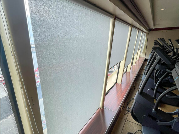 Rollos für Rechteckfenster im Kreuzfahrtschiff