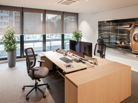 erfal_Architektenportal_Referenzen_Projektstories_ADAC-Zentrale_Berlin_Strory_R-0223