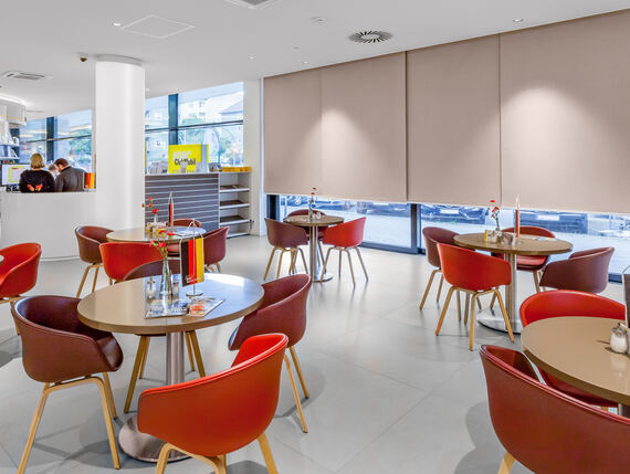 erfal_Architektenportal_Referenzen_Projektstories_ADAC-Zentrale_Berlin_Strory_R-0225