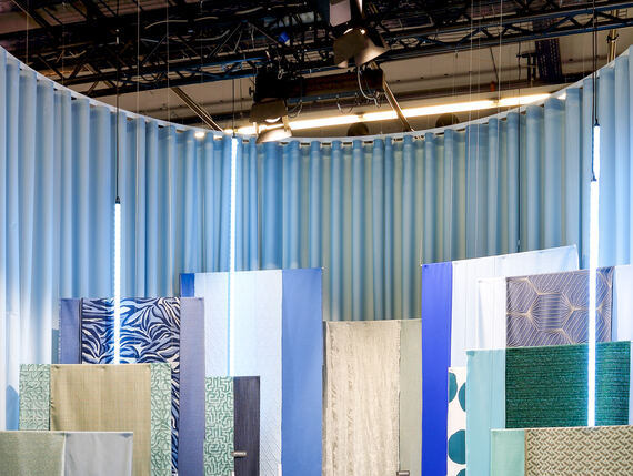 erfal Architektenportal Referenzen Projektstories Trevira GmbH gebogene Vorhangschienen