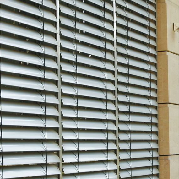 Außen&shy;raffstore